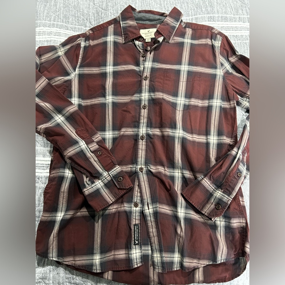 American Eagle Outfitters Maroon and White Casual Button Down Shirt